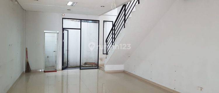 Turun Harga! Ruko Sukahaji, Sayap Setrasari Mainroad 1