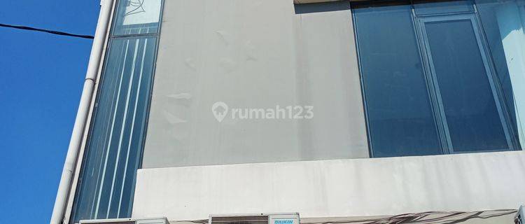 Rukan Bandung Kota Trans Studio Buah Batu Full Furnished  1