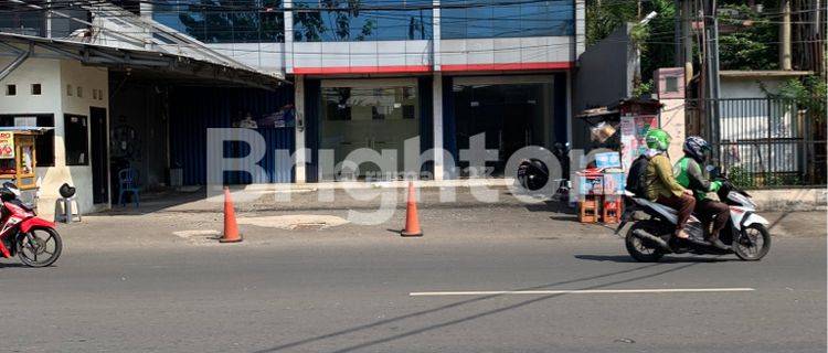 RUKO 3 1/2 SIAP PAKAI LOKASI SANGAT STRATEGIS JATIWARINGIN SAMPING KAMPUS BSI 1
