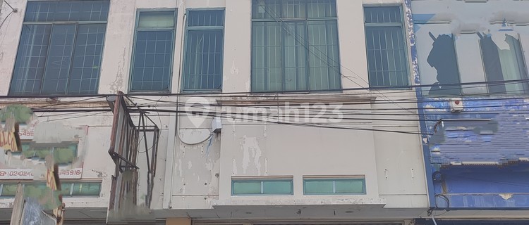 RUKO 3 lantai di MT.HARYONO 1