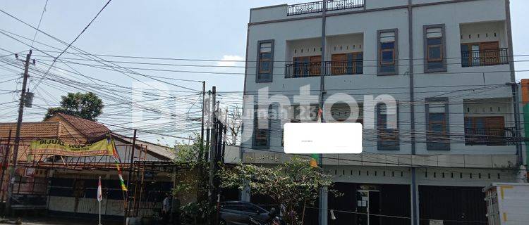 Ruko 3Lt Dlm kota Ring Road Dekat JEC Jogjakarta 1