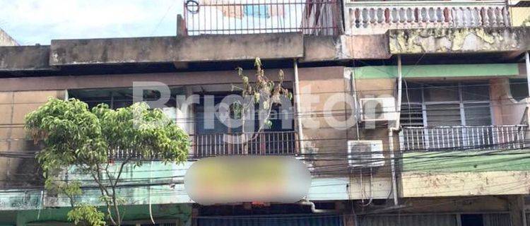 RUKO LOKASI STRATEGIS BERADA DI PINGGIR JALAN YANG RAMAI 1