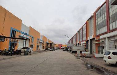 Jual  Gudang Bizpark  Kopo Commercial Estate Lebar Muka 8 Meter 1