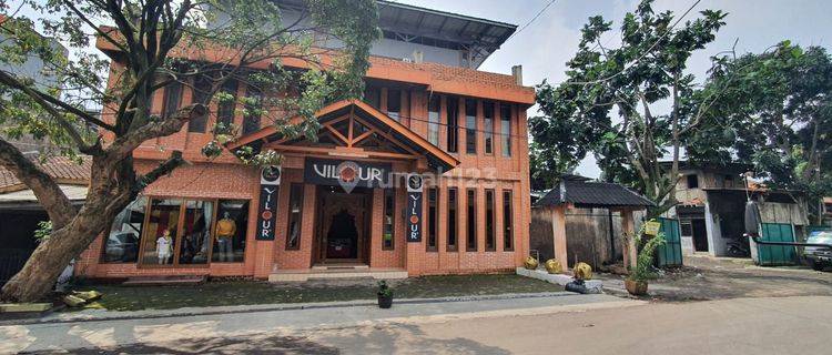 Rumah Usaha di Mainroad Sarimanah, Bandung 1