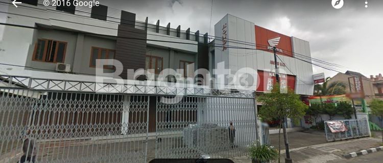 HOUSE AND COMMERCIAL PROPERTY. STRATEGIC LOCATION FACING THE MAIN ROAD IN SOROSUTAN, UMBULHARJO, YOGYAKARTA. 1