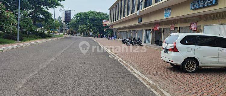 For Rent: Ready-to-Use 3-Story Shop House in Tangerang City 1