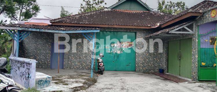 GUDANG BISA BUAT GARASI DI GERGUNUNG KLATEN 1