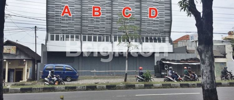 READY-TO-USE SHOPHOUSE!!! PREMIUM PALUR AREA, SUITABLE FOR OFFICES AND BANKING. 1