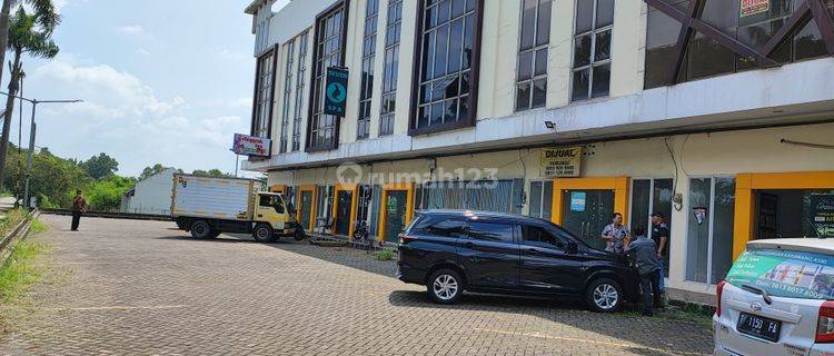 Ruko 3 Lt Komplek Bizpark Telukjambe Timur Karawang 1