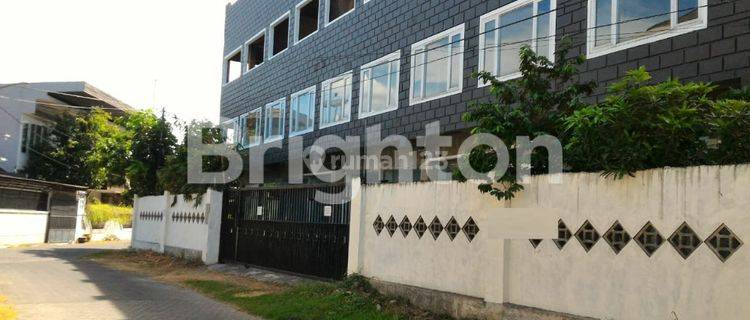 GEDUNG KANTOR PUTAT INDAH TIMUR 48 RUANG KANTOR LOKASI STRATEGIS 1