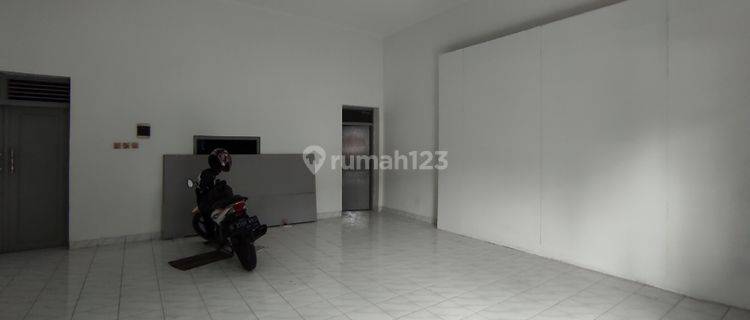 Ruko 2 Lantai Strategis Siap Pakai Di Mainroad Sudirman 1