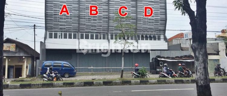 READY-TO-USE SHOPHOUSE!!! PREMIUM PALUR AREA, SUITABLE FOR OFFICE AND BANKING. 1