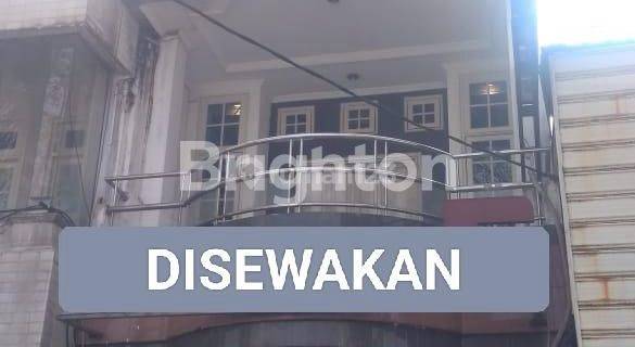 SATU-SATUNYA RUKO ISTIMEWA 3 LANTAI DI PUSAT KOTA MAGELANG 1