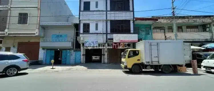 Ruko di Jalan Rajawali 1