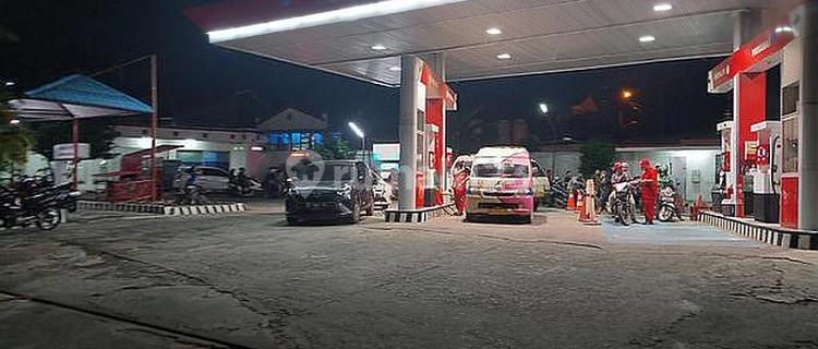 Pom Bensin Palembang Masih operasional 1