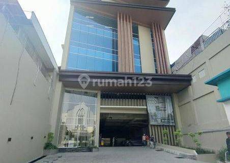 Gedung kantor baru di pasar baru jakpus 1