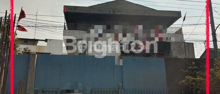 READY-TO-USE MULTIPURPOSE WAREHOUSE! HIGHLY SOUGHT-AFTER LOCATION, JUST 200 METERS FROM SYEIKH ZAYED SOLO MOSQUE! FOUR-CAR WIDE STREET FRONTAGE!! EXCEPTIONAL!! 1