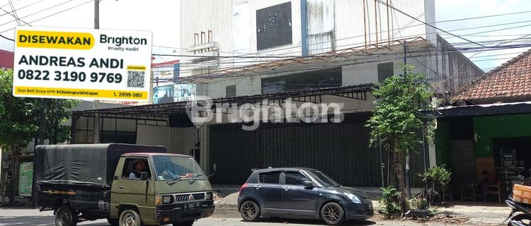For Rent Commercial Building, Spacious. Tulungagung. 15 meters wide. 1
