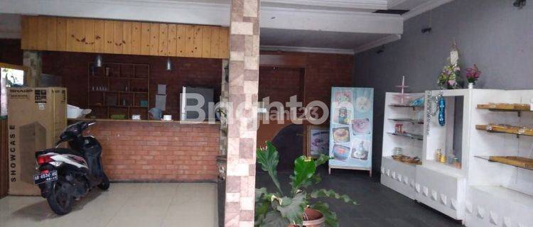 RUMAH USAHA ATAU CAFE JOGJA TIMUR, SELANGKAH BANDARA ADISUCIPTO 1