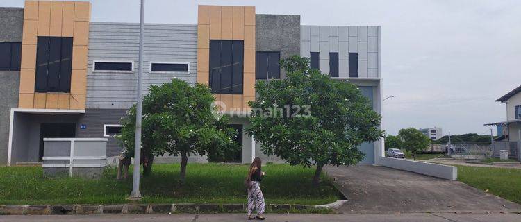 Dijual Cepat Gudang Hoek Marunda Centre, Bekasi 1