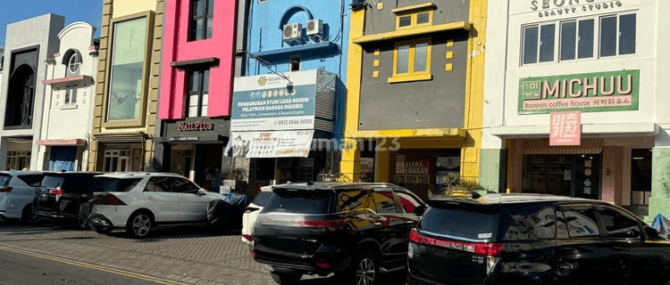 Cocok untuk Tempat Kursus, Café, Kantor, Dll Ruko di Citraland, SBY -ME- 1
