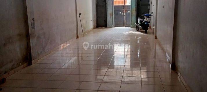 ANA RUKO UK 4X20M JALAN 1 MOBIL DI JELAMBAR 1