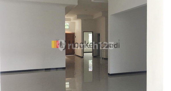 Rumah di Pusponjolo Barat Semarang 1