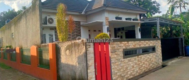 Dijual cepat rumah apik siap huni area Pedurenan Bekasi 1