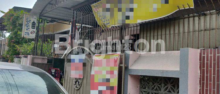 RUMAH DENGAN USAHA AIR ISI ULANG DI SEMARANG TIMUR 1