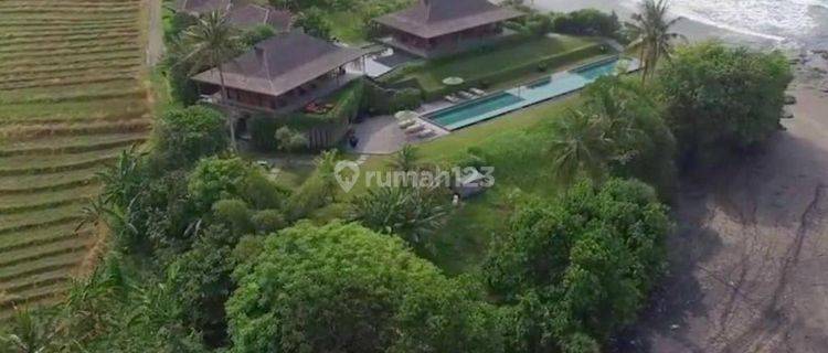 Villa Tepi Pantai Selemadeg Tabanan 1