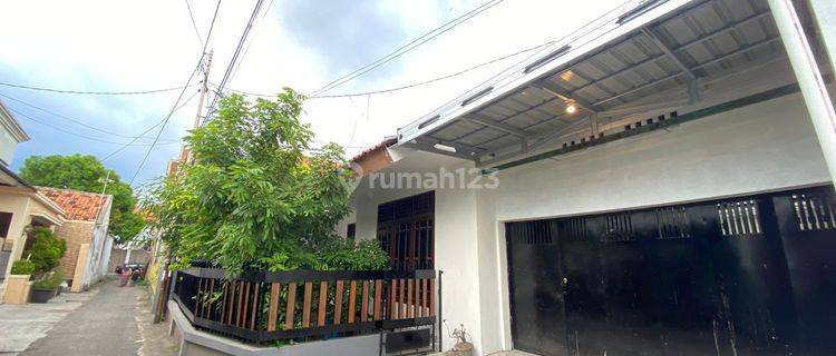 Rumah jual Jl. Suratno Cirebon 1