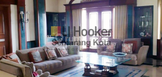 Rumah mewah di Gajahmungkur 1