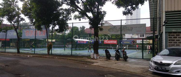 Rumah 2 Lantai Bagus Hadap Prisma Sport Club 1