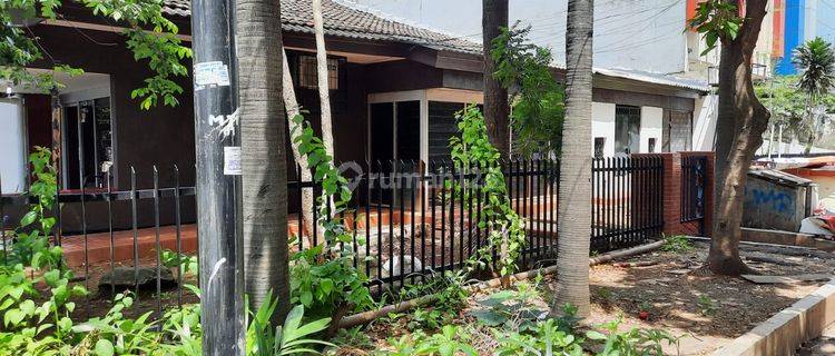 Rumah lama cocok untuk usaha 1