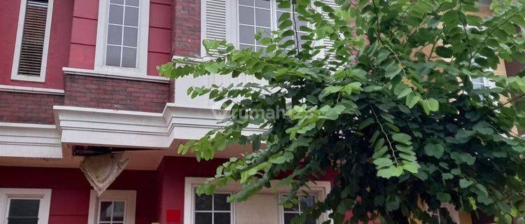 Rumah di Cluster Malibu Village Colonial Gading Serpong Tangerang 1