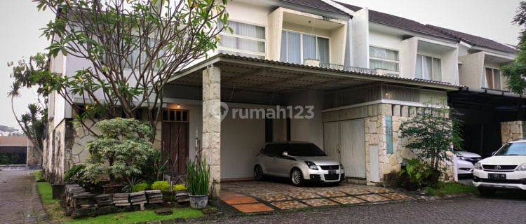 Rumah Hook Private Swimming Pool Forest Mansion Surabaya Barat 1