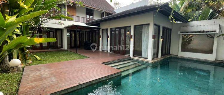 Rumah 2 Lantai Modern Private Pool di Antasari, Jakarta Selatan 1