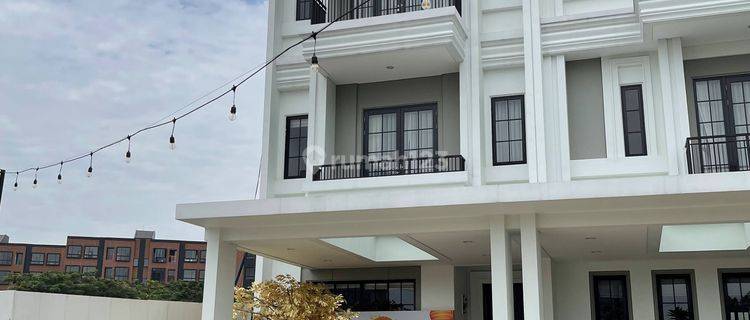 Di Jual Rumah Show Unit Winona di CBD Alam Sutera Type Alder 6x18 1