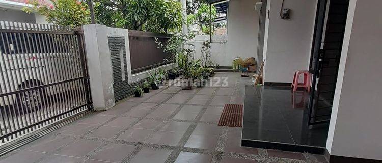 Rumah siap huni lokasi favorite Taman Kopo Indah 2 1