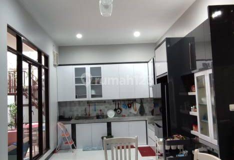 Rumah murah minimalis  Furnished Taman Kopo Indah 3 Bandung 1