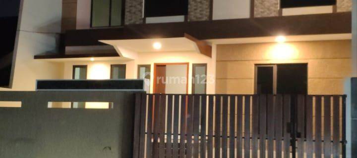 Rumah baru mewah murah di kompleks puri  1