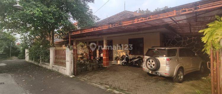 Rumah sejuk lingkungan tenang dekat tol dan stasiun 1