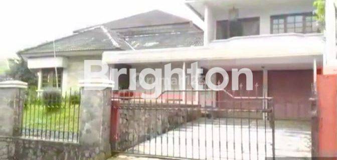 RUMAH BESAR DI LOKASI PREMIUM SETRASARI 1