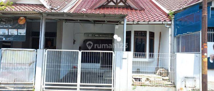 Di jual rumah duta garden 1