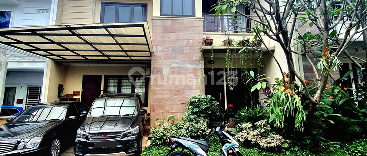 Private pool Townhouse kemang 1