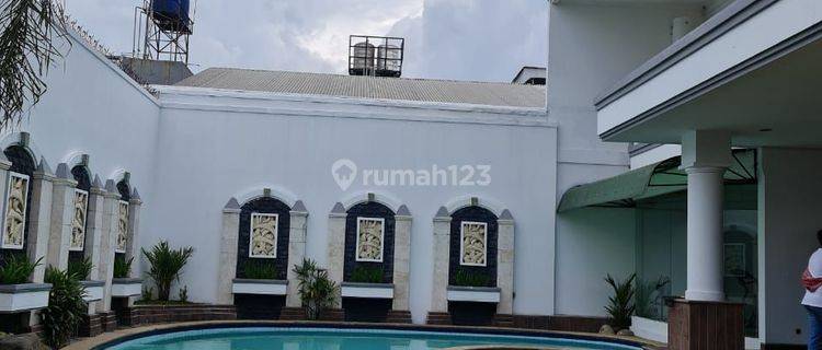 Rumah cantik, lux private pool Mekar Wangi harga 11 M Nego 1