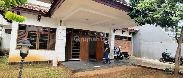 Rumah secondary di cipete selatan jaksel dekat sekolah francis dekat antasari. Fatmawati. Panglima polim. Kemang. Kebayoran baru 1