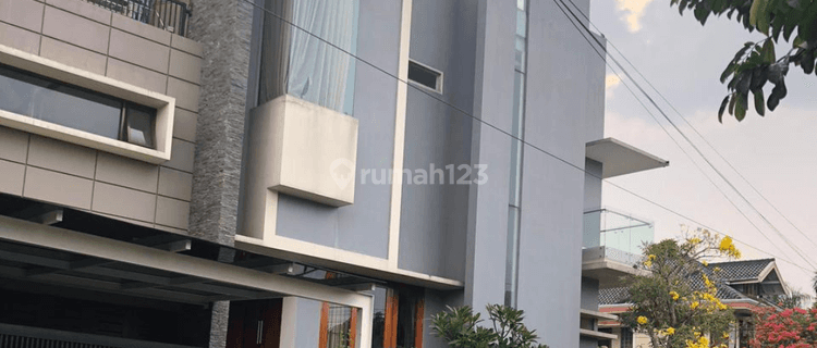 Dijual Rumah Tengah Kota Asri Akses Mudah, Jl. Sinom Kota Bandung 1