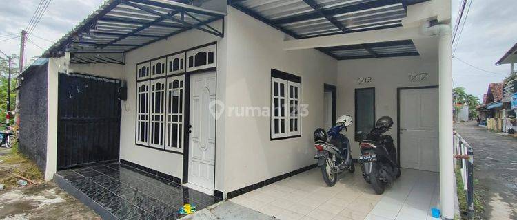 RUMAH SUPER MURAH DI TAJEM 1