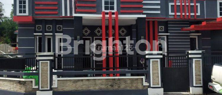 RUMAH BESAR YANG CANTIK HARGA MENARIK 1